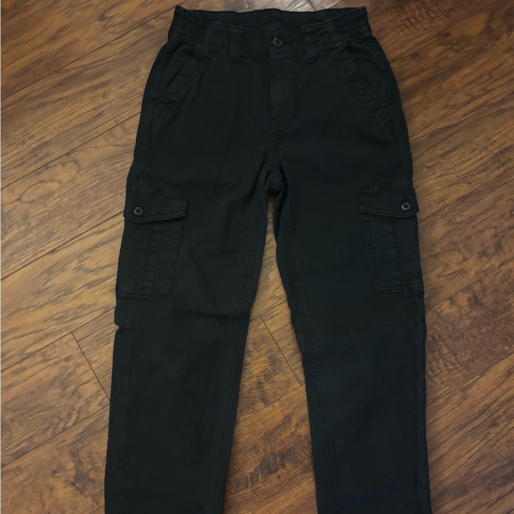 Black American Eagle cargo pants